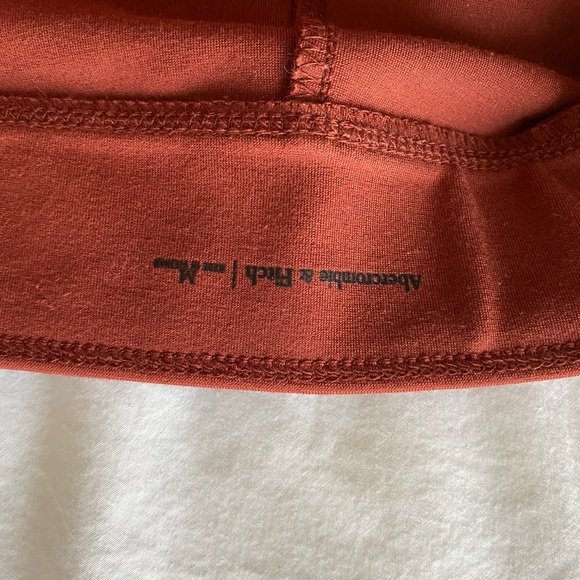 Abercrombie and Fitch stretch pants - Picture 4 of 4